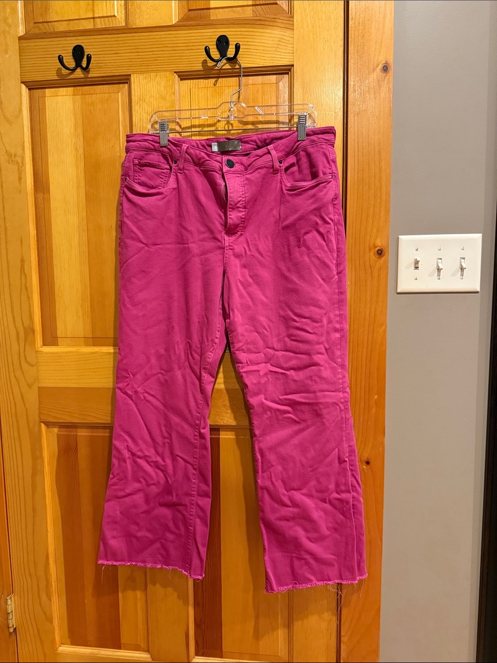 Kit From the Kloth Pink Stretch Ankle Crop Jeans size 16